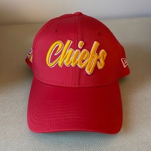 New Era Unisex Kansas City Chiefs NFL 39THIRTY 1960s Flex Hat